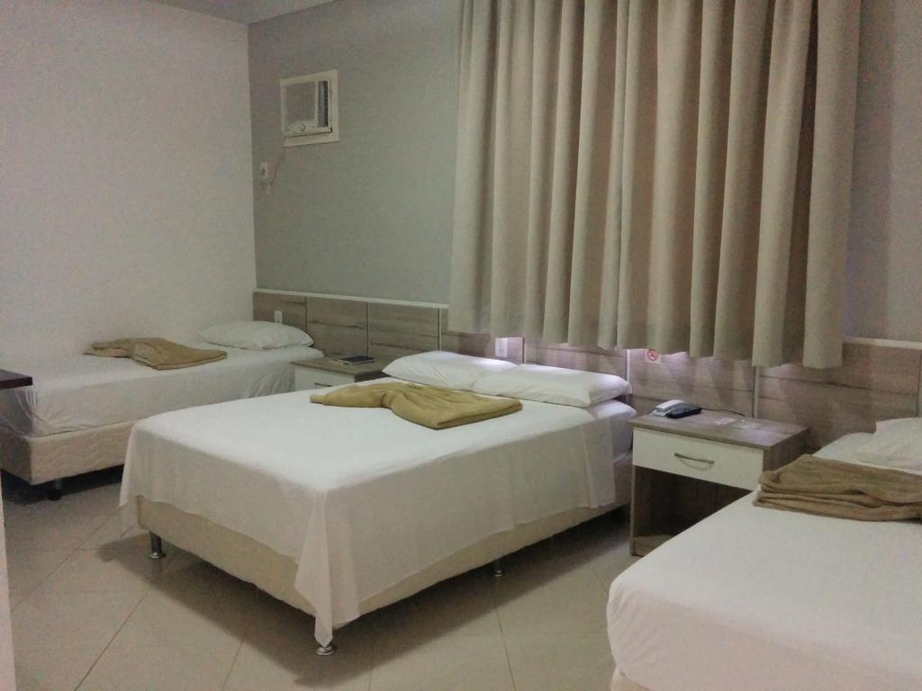 Hotel Mundial อีตาบูนา ภายนอก รูปภาพ